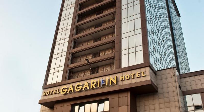Hotel Gagarinn 4*