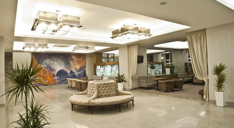 Hotel Gagarinn 4*